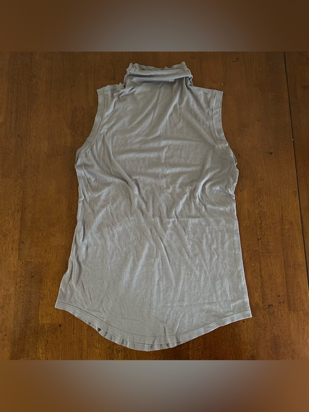 Lululemon mockneck tank